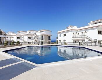 Квартиры с Видом на Море с Частным Пляжем в Гирне на Кипре 1