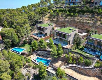 Sea-view Houses with Near the Beach in Begur Girona 2
