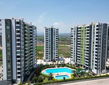 Properties Within Walking Distance of the Beach in Mersin 1