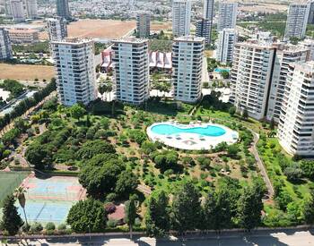 Fully-equipped and Spacious 5+1 Flat with Jacuzzi in Mersin 1
