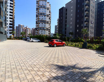 Ready-to-move Flats in a Complex with Pool and Parking in Mersin 3