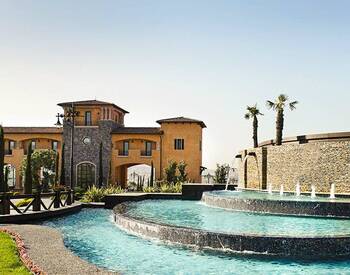 Luxury Villas at 2.5 Km From Buyukcekmece Lake in Istanbul 1