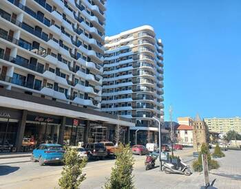 Готовая коммерческая недвижимость в Бейликдюзю, Стамбул 3