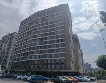 Apartments in a Complex with Swimming Pool in Istanbul 2