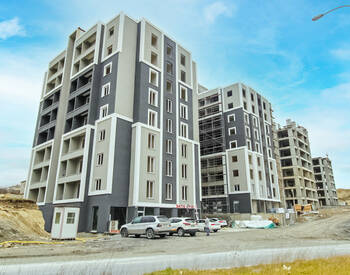 Istanbul Apartments in Family-friendly Project in Arnavutkoy 1