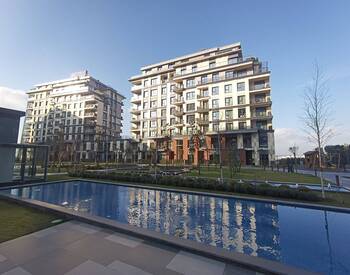 Sarıyer'de Özel Yüzme Havuzlu Satılık Lüks Daireler 3