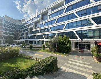 Shops and Offices with Spacious Design in Kagithane Istanbul 1