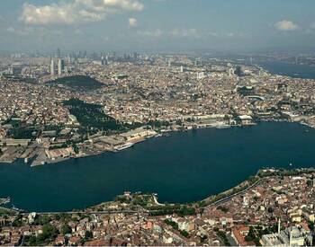 املاک لوکس با منظره دریا در نزدیکی گلدن هورن در استانبول 1