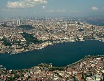 شقق فاخرة مطلة على البحر من خاليج في اسطنبول 1