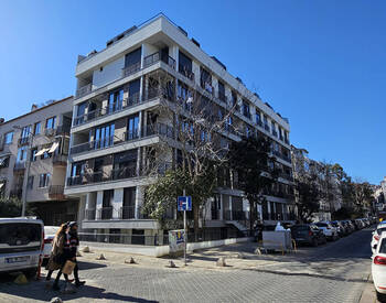 آپارتمان در فاصله پیاده روی از ساحل در عثمان آغا، کادیکوی 1