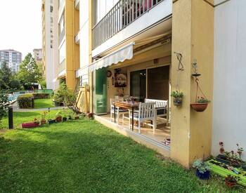 Apartment with Garden in Complex with Security in Istanbul 1