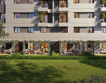 Apartments in a Complex with On-site Facilities in Istanbul 3