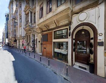 Bosphorus View Hotel with License Near Metro in Taksim Istanbul 3