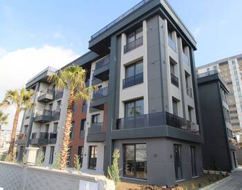 Useful Apartments Close to the Marina in Beylikduzu, Istanbul 2