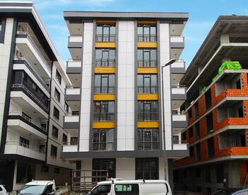 New Build Flat Suitable for Investment in Istanbul Kucukcekmece 1