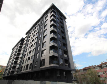 آپارتمان مدرن در مجتمعی با استخر در استانبول، ایوپسلطان 1