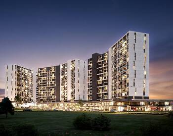 Sea View Real Estate Close to Metro and Marmaray in Maltepe 3