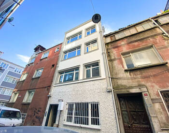 Furnished Ready to Move Building in Istanbul Fatih 2