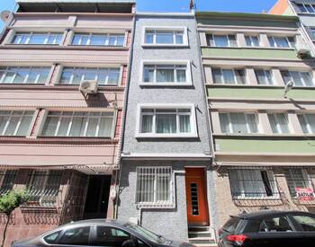 4-stöckiges Gebäude Mit Terrasse In Istanbul Fatih 1