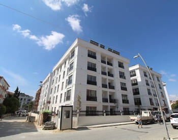 Real Estate in a Secure Complex 150 M From Büyükçekmece Beach 3