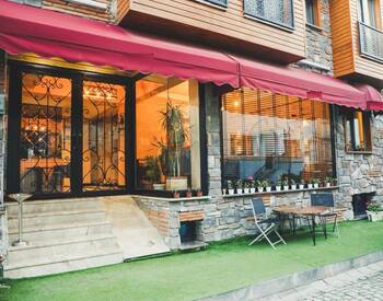 İstanbul Fatih'te Turizm Ruhsatı Bulunan 16 Odalı Otel 1