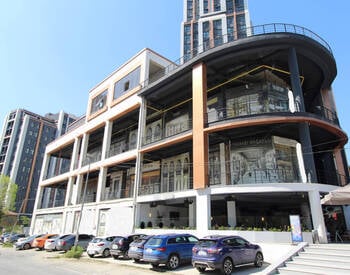 Shops Close to Highways and Metrobus in Esenyurt 3