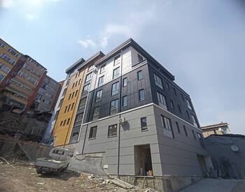 İstanbul Beyoğlu'nda Galata Kulesi Manzaralı Gayrimenkul 1