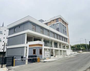 Elegant Apartments Near Metro and Nature in Istanbul Cekmekoy 3