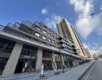 آپارتمان در مجموعه‌ای با استخر و پارکینگ در کارتال استانبول 2