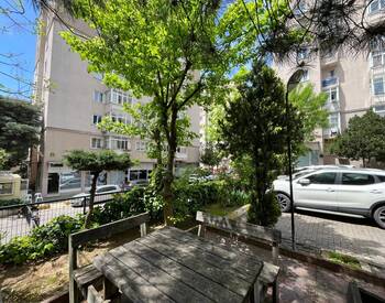 Apartment in a Complex Close to the Metro in Istanbul Maltepe 3