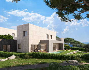 Flats in a Complex with Pool Near Amenities in Madrid 3