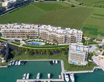 Sea View Apartments in the Marina of Sotogrande 1