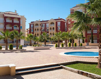 Centrally Located Apartments Surrounded by Amenities in Los Alcazares 1