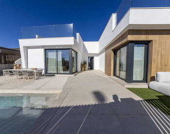 Stylish Detached Villas with High Quality Finishes in Murcia 2