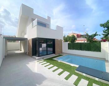 Villa Mit Pool Und Parkplatz In Los Alcázares Murcia 1