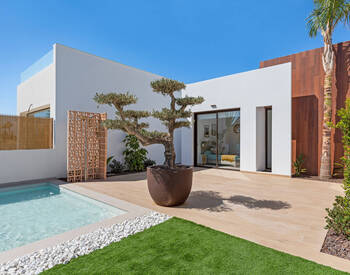 Costa Calida Los Alcázares'te Golf Tesisi Yanında Şık Evler 2