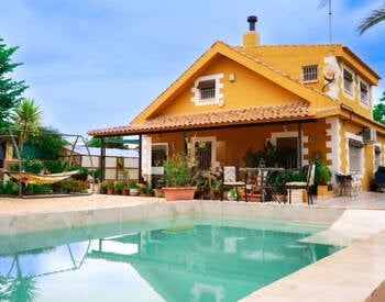 Maison Individuelle Prête À Aménager Avec Piscine À Murcie 1