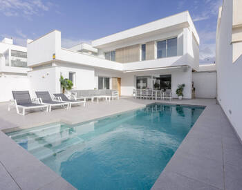 Villor Med Pool I Ett Fördelaktigt Läge I San Javier 1