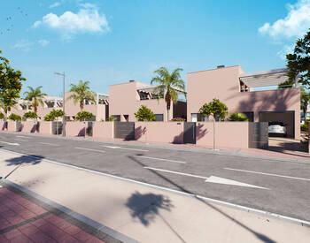 Exclusive Luxury Houses with Private Pools in Roldán 3