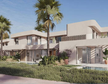 3-bedroom Villas with Private Garden & Pool in Murcia