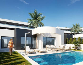 Detached Villas with Pool Near Golf Couse in Los Alcázares Murcia