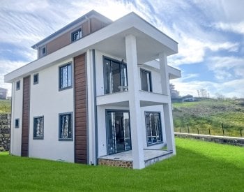 Luxurious Sea View Houses with Private Gardens in Ortahisar, Trabzon
