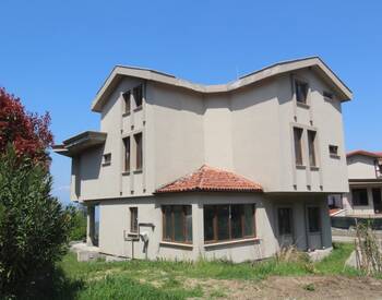Bursa'da Huzurlu Bir Çevrede Uygun Fiyatlı Tripleks Villa 1