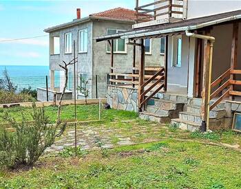 Bursa'da Sahile Yakın Deniz Manzaralı Tripleks Villa 1