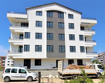 Apartments Within Walking Distance of the Beach in Yalova 1