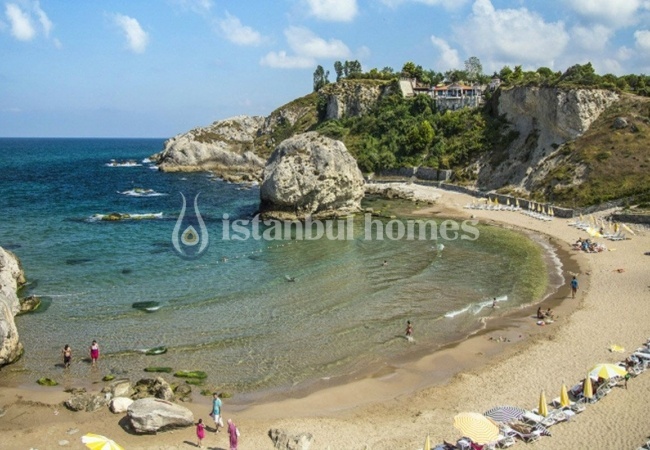 位于伊斯坦布尔 Sile 低层建筑群的自然景观公寓 9