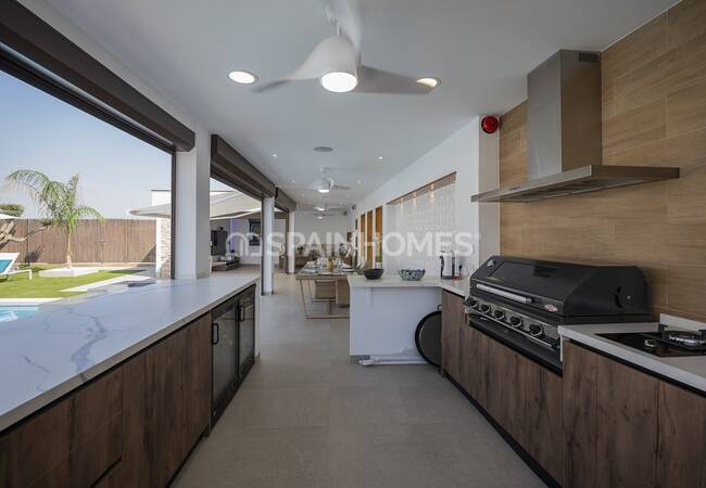 Stylish House with Luxurious and Spacious Design in Albacete 17