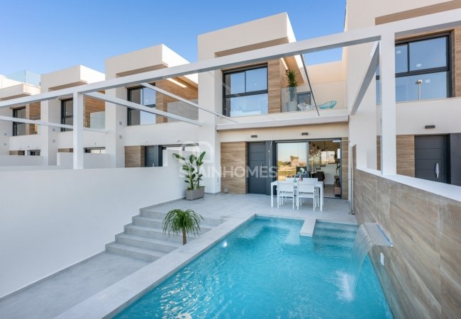 Family-friendly Townhouses in Rojales, Alicante 4