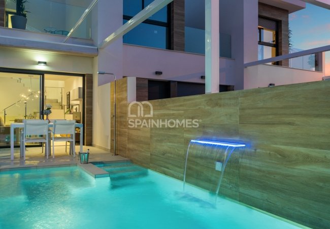 Family-friendly Townhouses in Rojales, Alicante 11