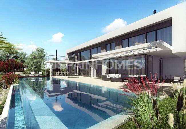 Benalmádena Villa Plot for Sale Within Private Gated Community 1